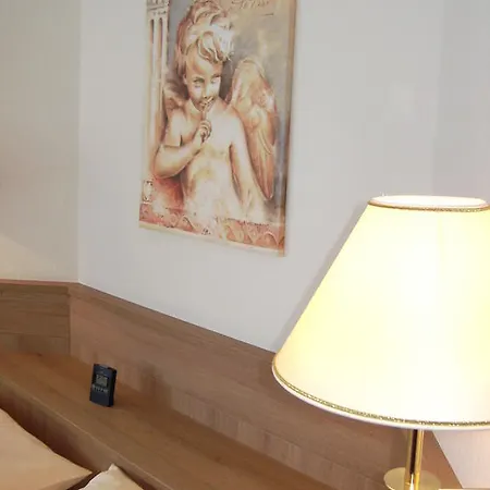 فندق Halbfas-alterauge